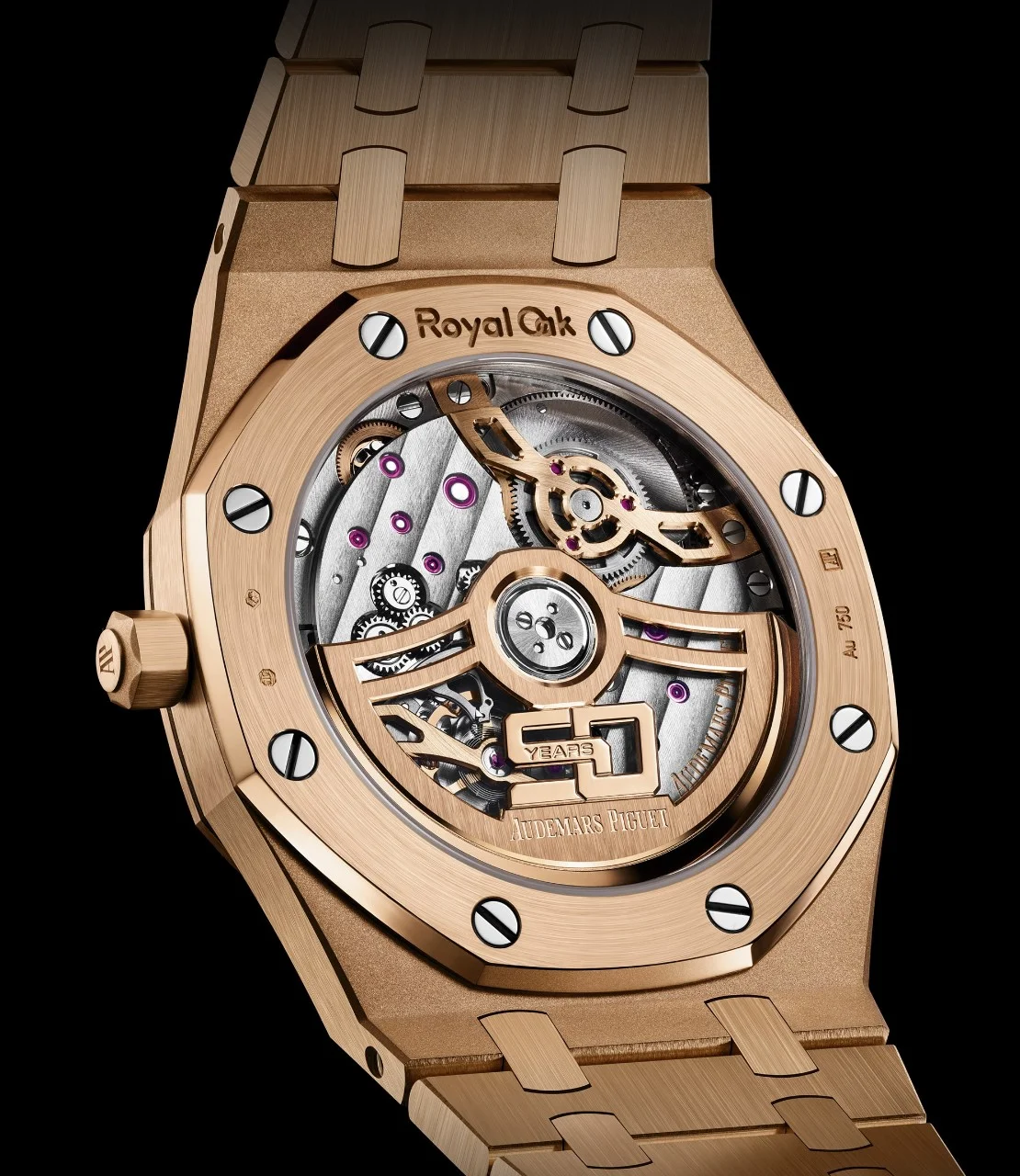 2022. Calibre 7121. Introduced on the occasion of the Royal Oak's 50th anniversary.