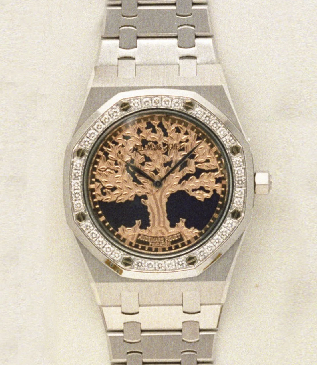 Close up of the Royal Oak wristwatch, reference 12530BC, 2000