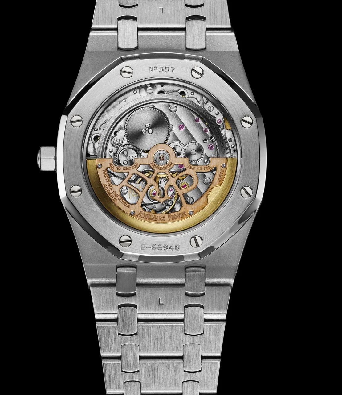 2002. Royal Oak 15202ST (2000), No. 557, caseback view.