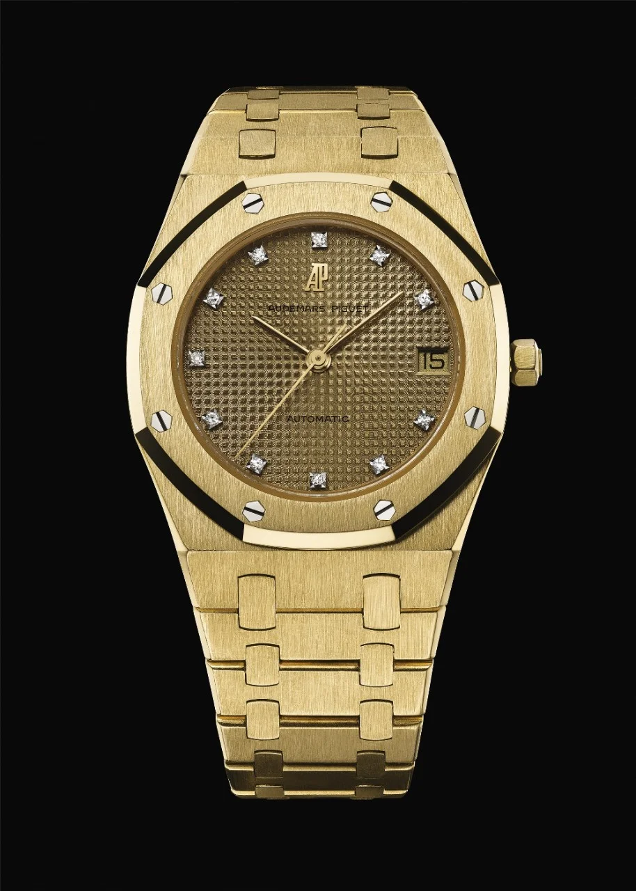 Close up of the Royal Oak, reference 4100BA, 1982