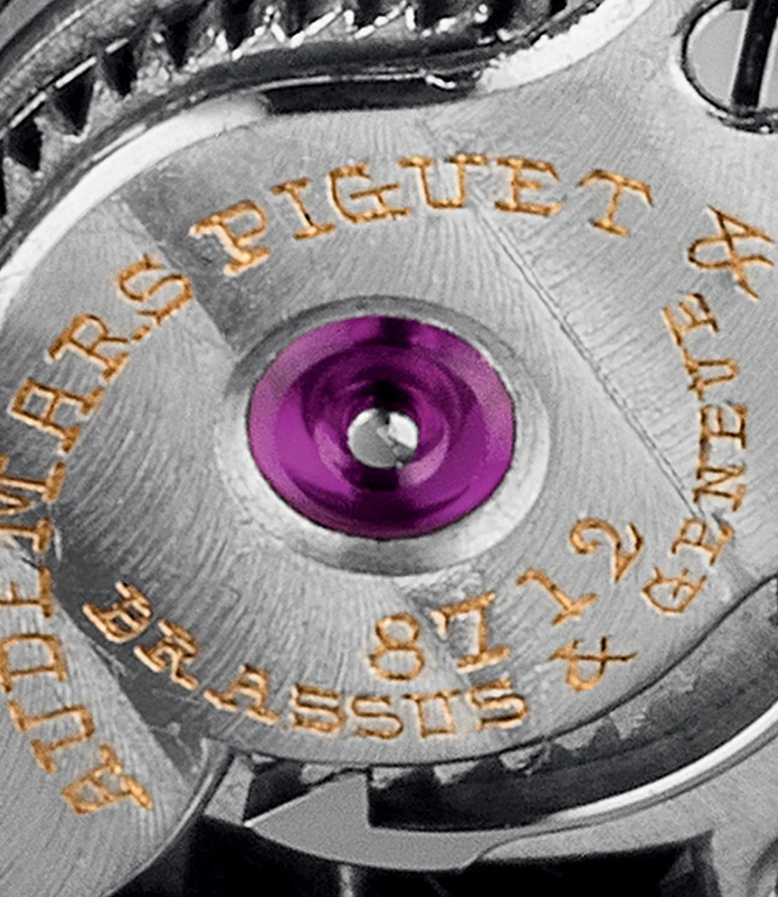 1951. Close-up on Calibre 14MVI.