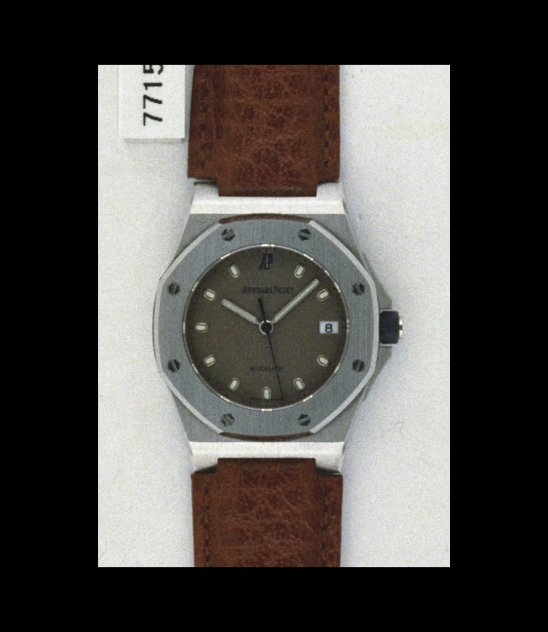 ロイヤル オーク オフショア、77151 - Audemars Piguet Chronicles