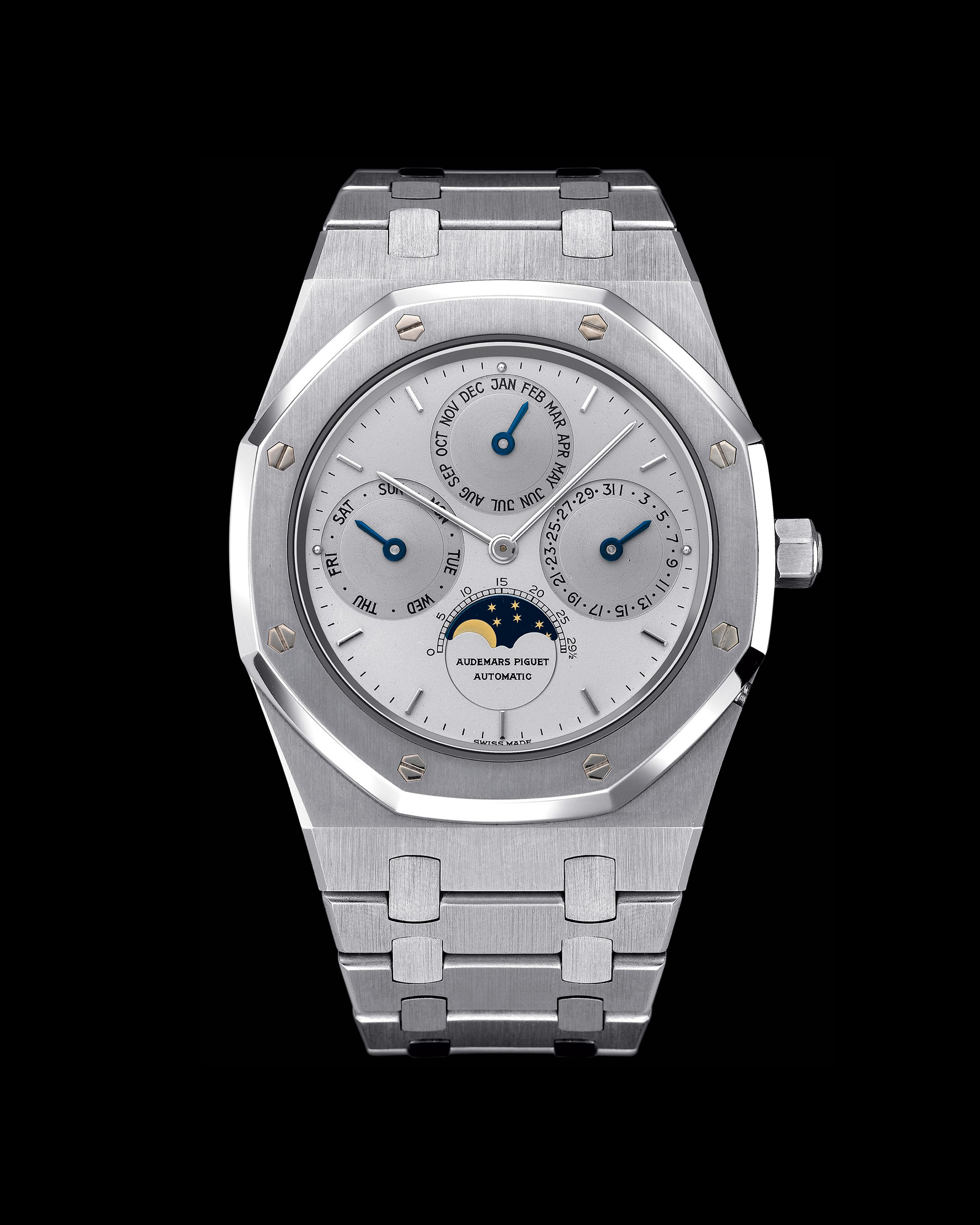 135 carouselchap13 01.jpg Audemars Piguet Chronicles